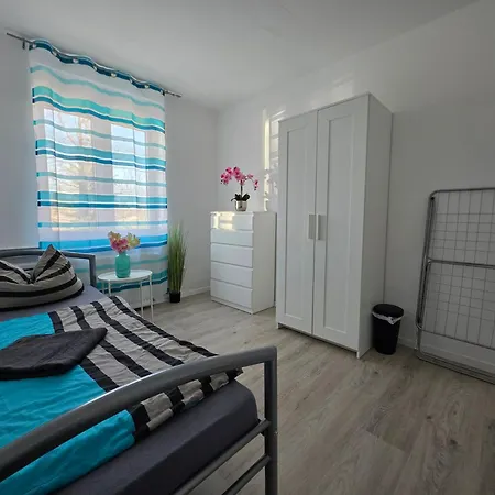 Schoene Mit 3 - 2 Baeder Appartement *